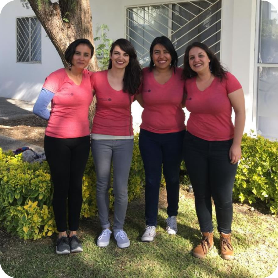 Mujeres Madeni Queretaro